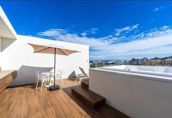 3br & Dining Steps Away Сasa de vacaciones